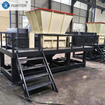 Heavy Duty Double Shaft Shredder Otomatis Kayu Steel Grinding Shredder Mesin
