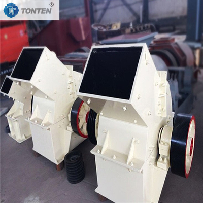 Operasi aman Konsumsi daya rendah Hammer crusher Untuk efek penghancuran yang optimal
